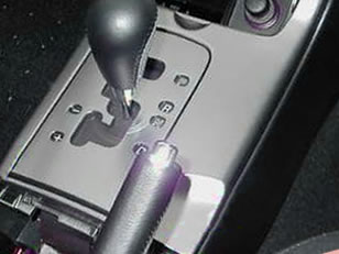 パネル類の取り外しイメージ02